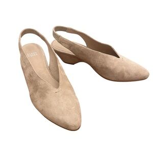 Eileen Fisher Gatwick Slingback Pump in Earth Suede